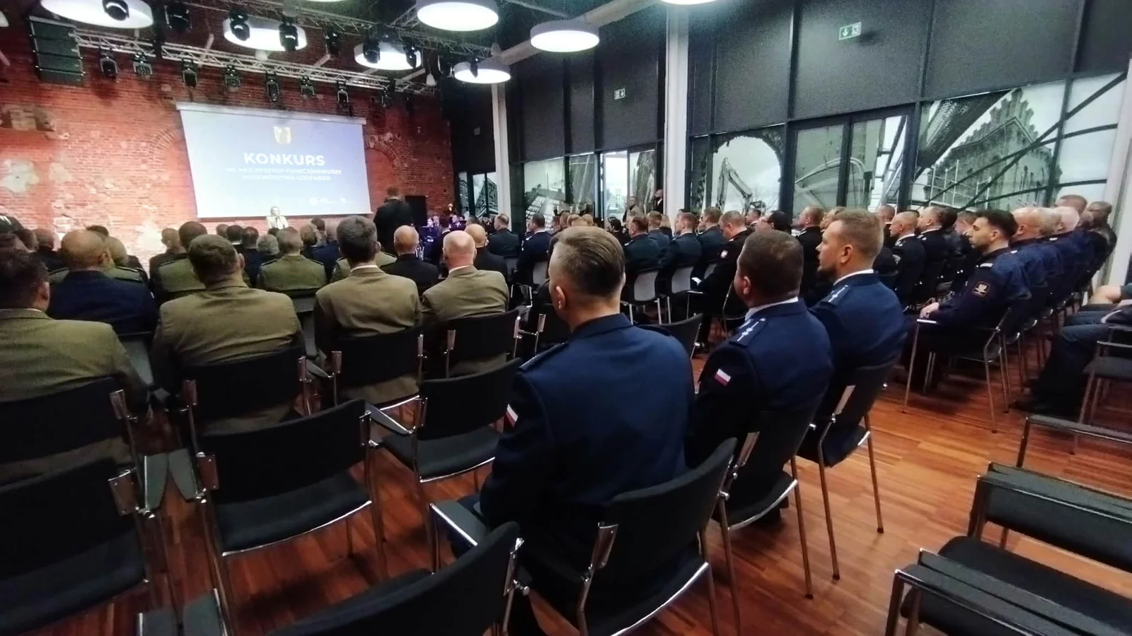Nagrody dla funkcjonariuszy mundurowych woj. łódzkiego – zdjęcie 2